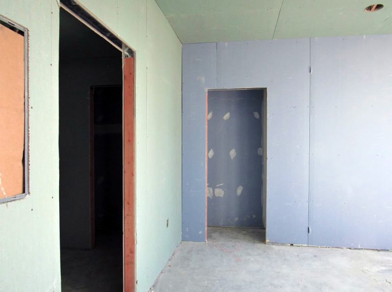 Riverwalk Bedroom and Closet